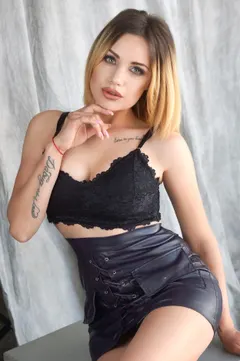 Olga, 31