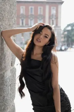 Yulia, 28
