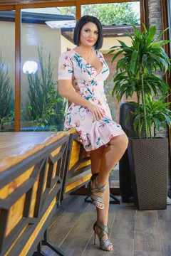 Ekaterina, 35