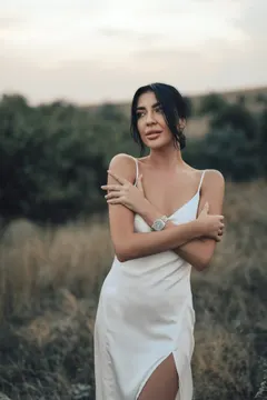 Oksana, 29