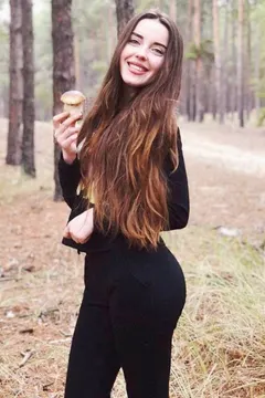 Darya, 29
