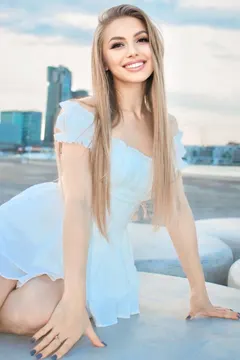 Valeriia, 27