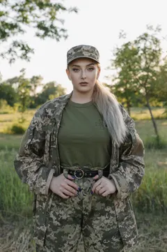 Maria, 27