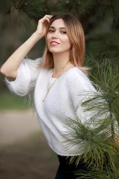 Anna, 40