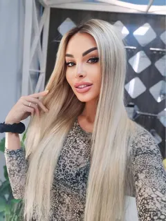 Mariya, 39