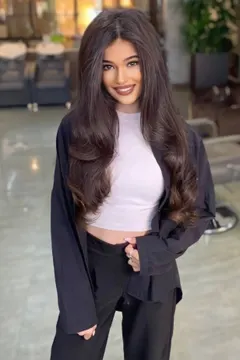 Nailia, 26