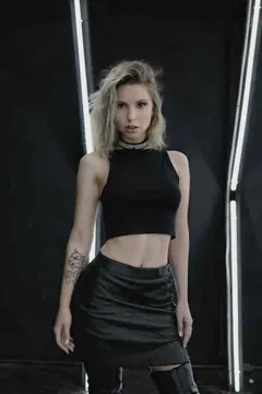 Polina, 28