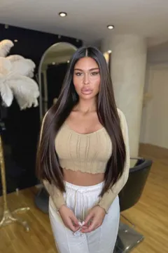 Teodora, 29