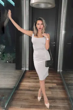 Leia, 30