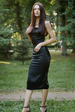 Diana, 27