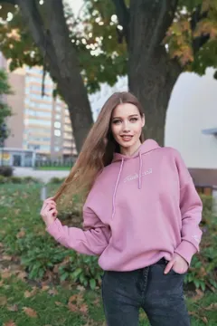 Kseniia, 23