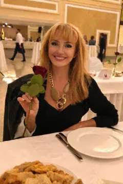 Natalia, 65
