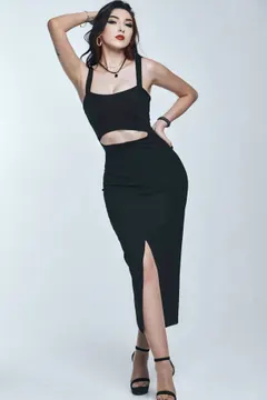 Julia, 29