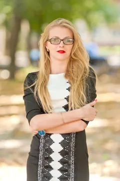 Marina, 35