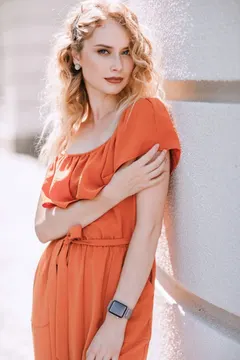 Iryna, 28