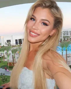 Mariia, 20