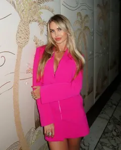 Olena, 44