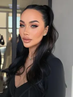 Hanna, 35