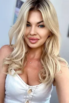 Tatyana, 37