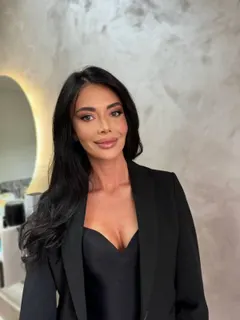 Sveta, 43