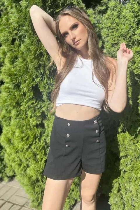 Viktoriia — photo 7