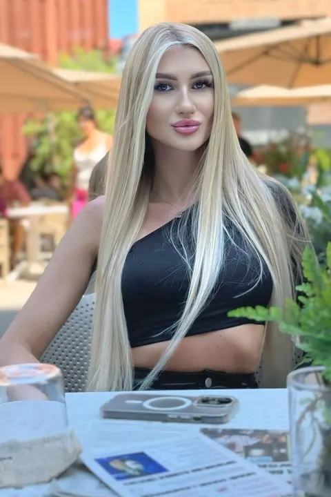 Yana — photo 7