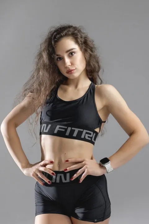 Yelyzaveta — profile photo