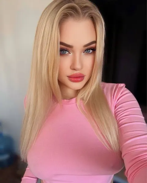 Angelina — profile photo
