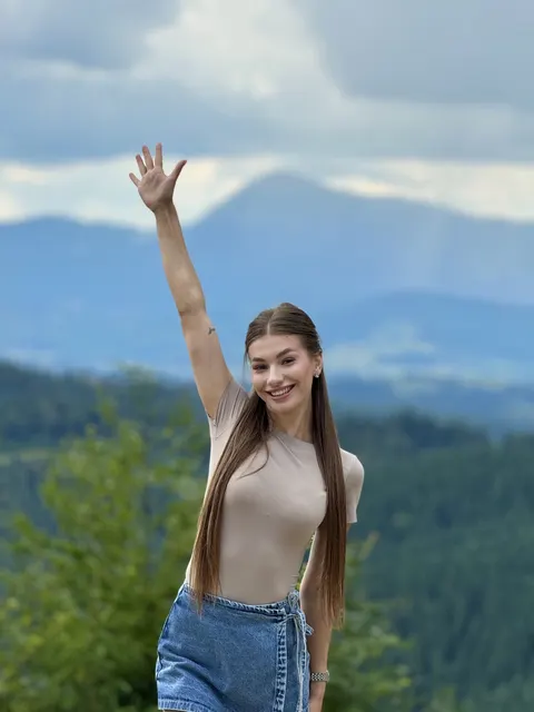 Angela — photo 8