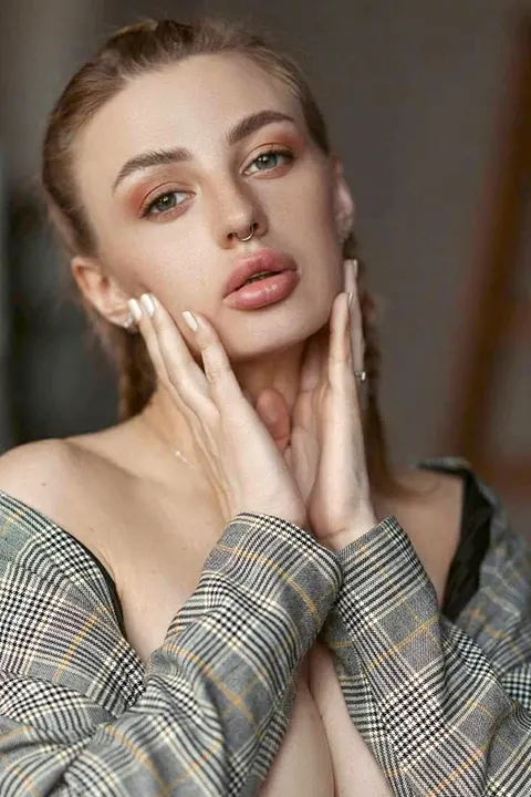 Juliya — photo 7