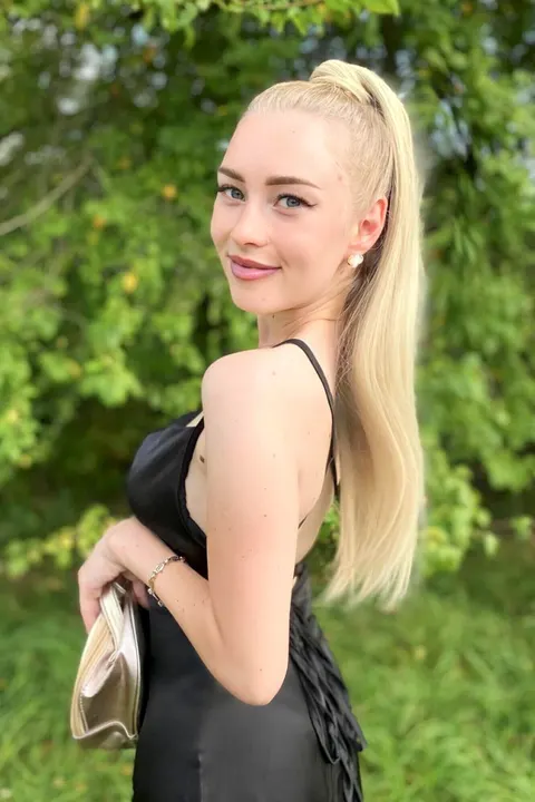 Irina — photo 8