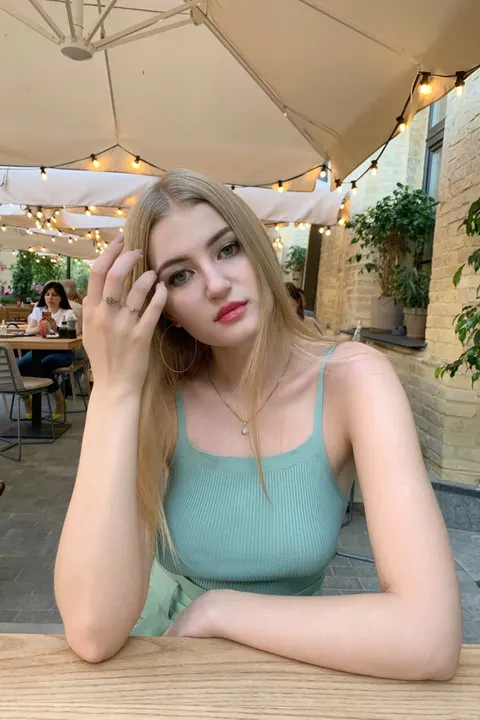 Anna — photo 7
