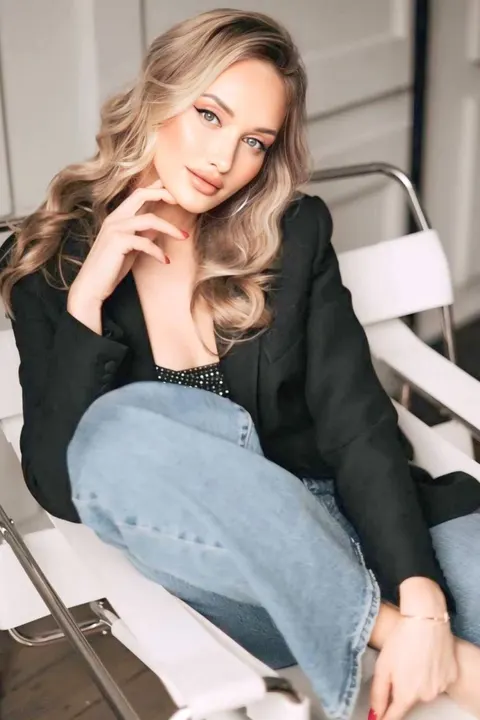 Viktoriia — photo 7