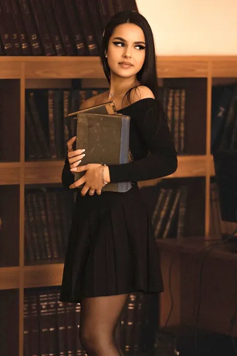 Renata — photo 8