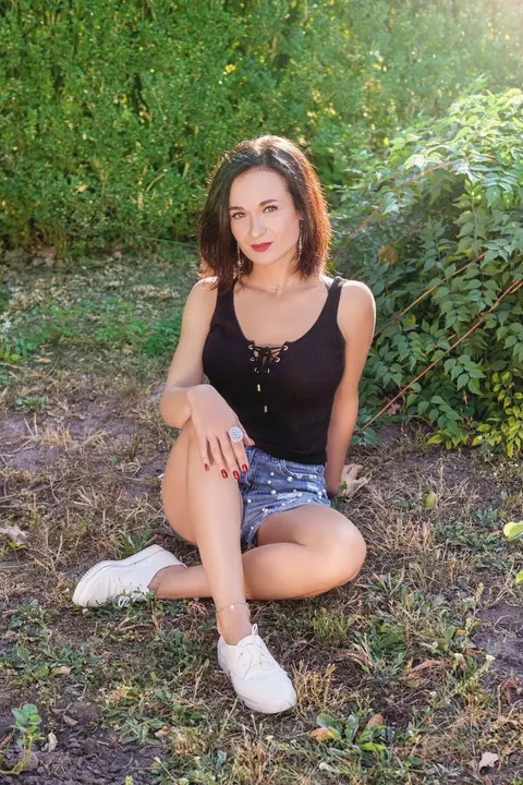 Elena — photo 6