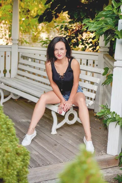 Elena — photo 7