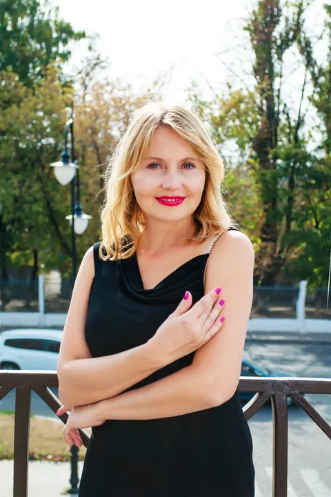 Oksana — photo 6