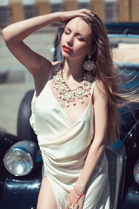 Julia — photo 7