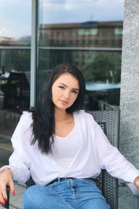 Alina — photo 8