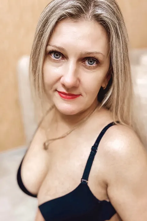 Oksana — photo 7