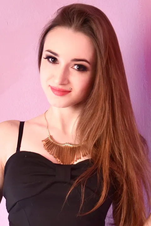 Karina — photo 8