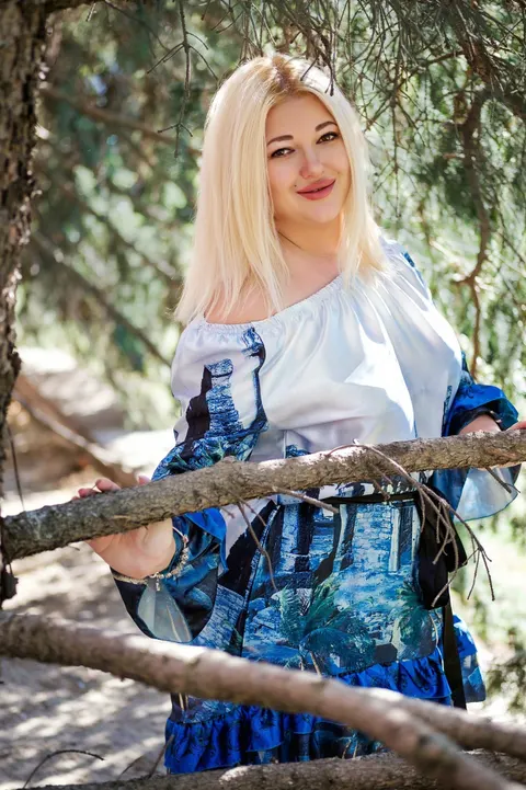 Yuliia — photo 5