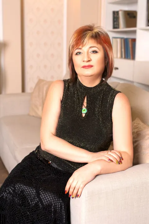 Oksana — photo 6