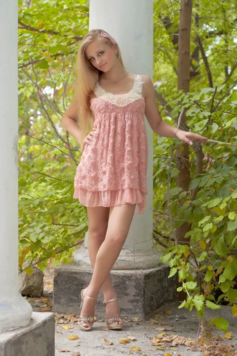 Elena — photo 6