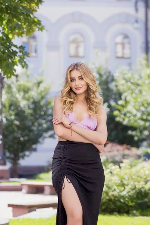 Yuliya — photo 8