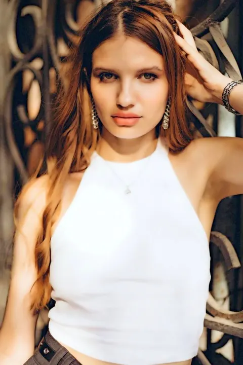 Alina — photo 8