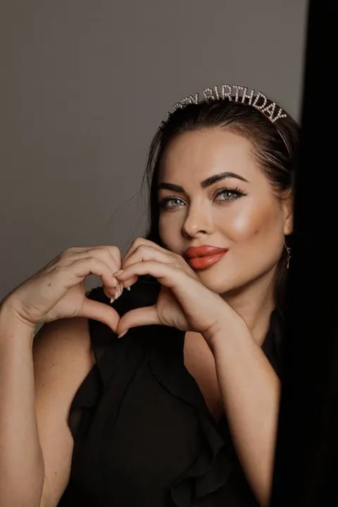 Oksana — photo 7