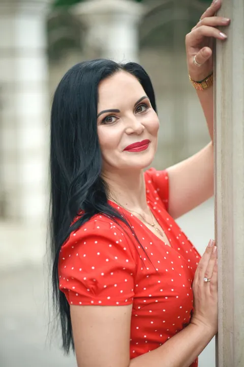 Elena — photo 8