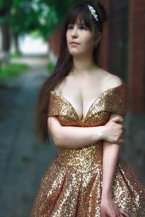 Elena — photo 7