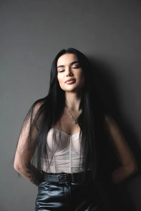 Yana — photo 6